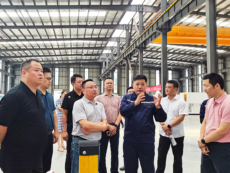 遂寧市政府領(lǐng)導蒞臨指導
